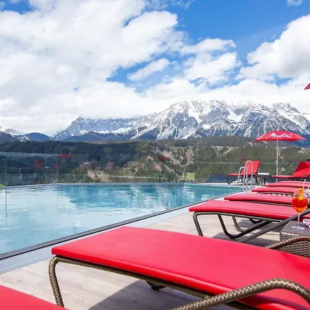 斯托克探险世界酒店 酒店 斯拉德明