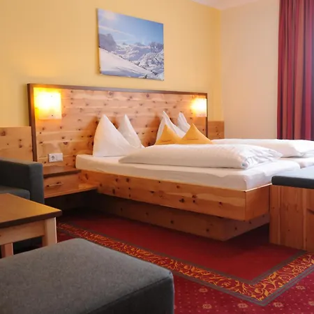 ホテル Erlebniswelt Stocker 4*