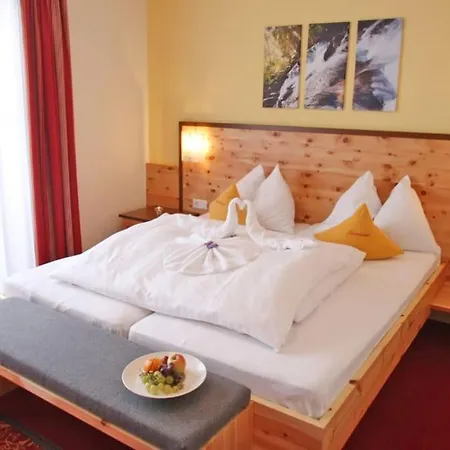 斯托克探险世界酒店 4* 斯拉德明